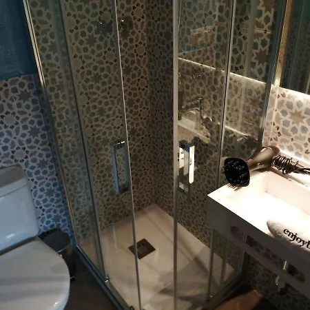 Beachfront Barceloneta Street * ברצלונה